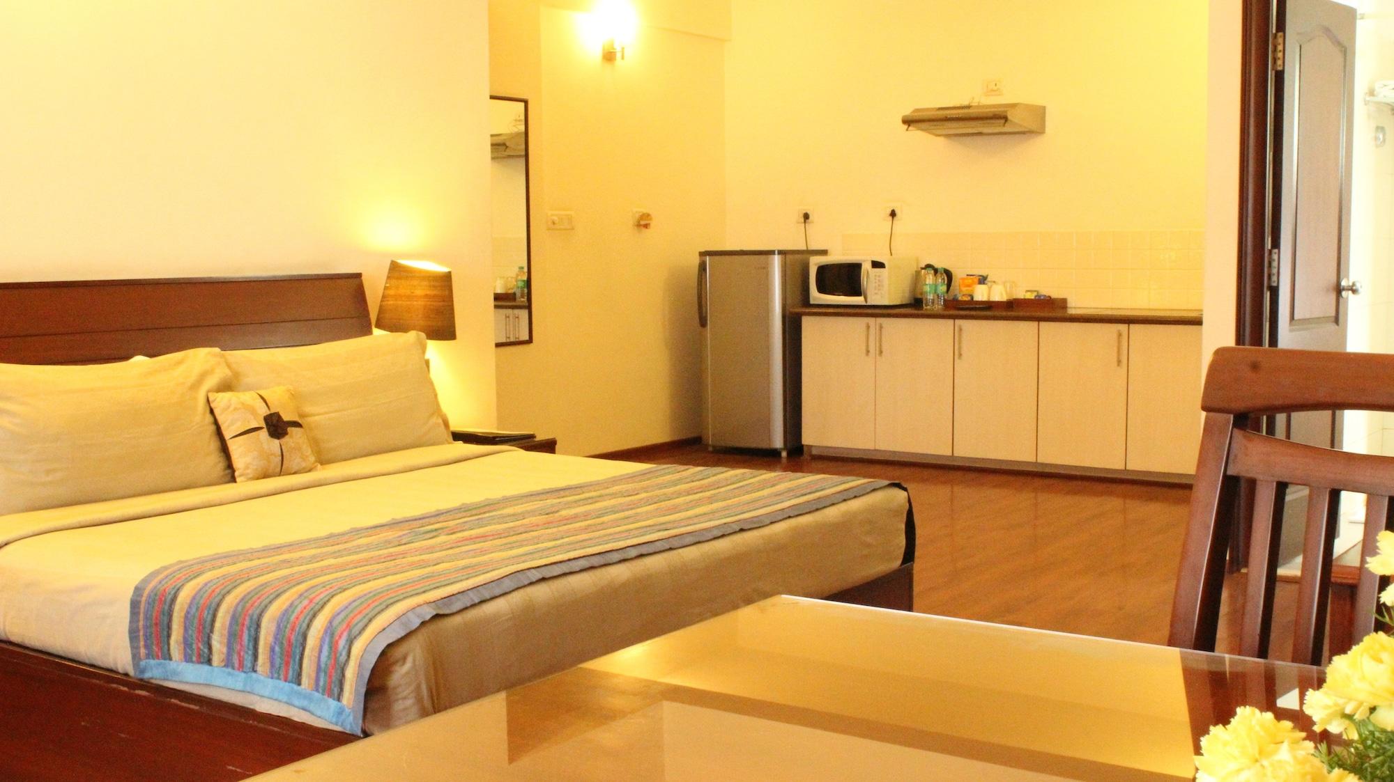 Justa Off Mg Road Hotell Bangalore Eksteriør bilde