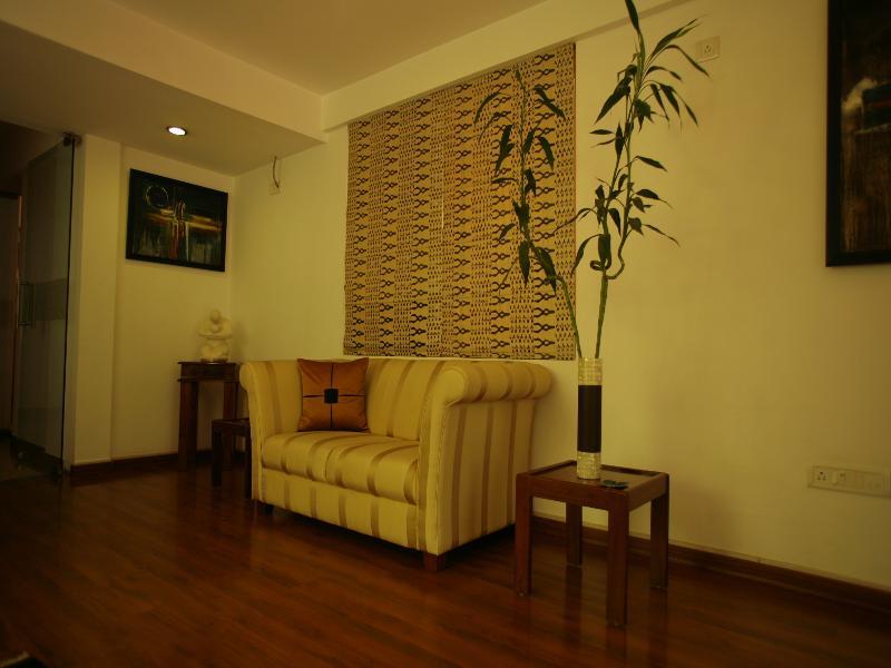 Justa Off Mg Road Hotell Bangalore Eksteriør bilde